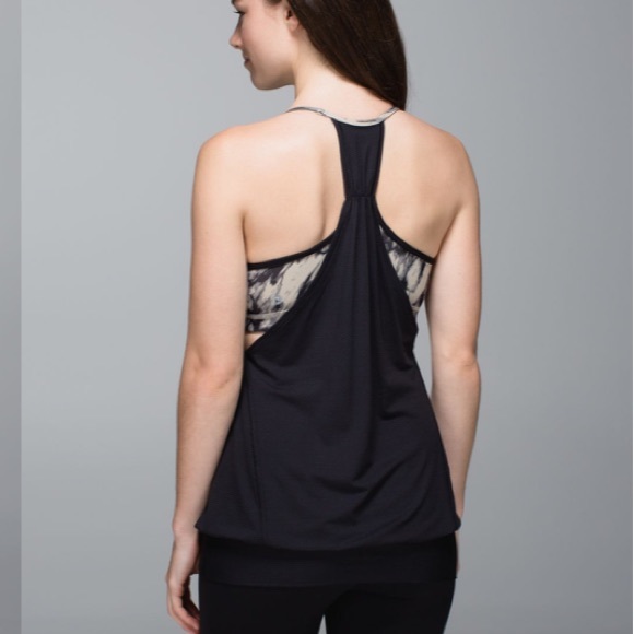 lululemon athletica Tops - Lululemon No Limits Tank